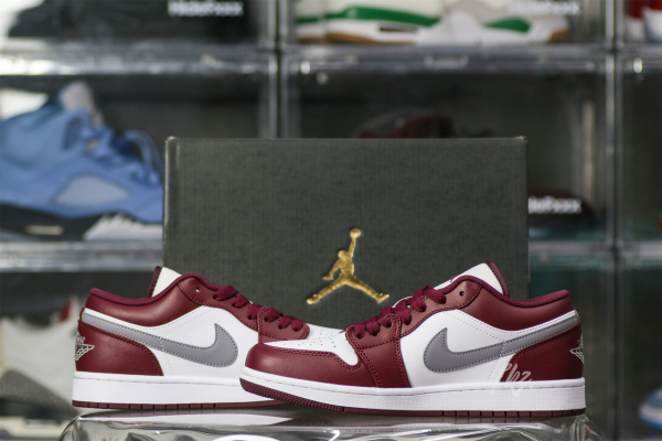 Air Jordan 1 Low Retro White Bordeaux 2022