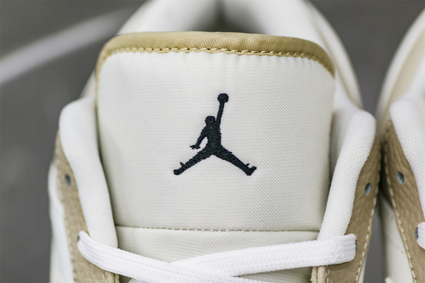 Air Jordan 1 Low SE Sail Rattan 2022