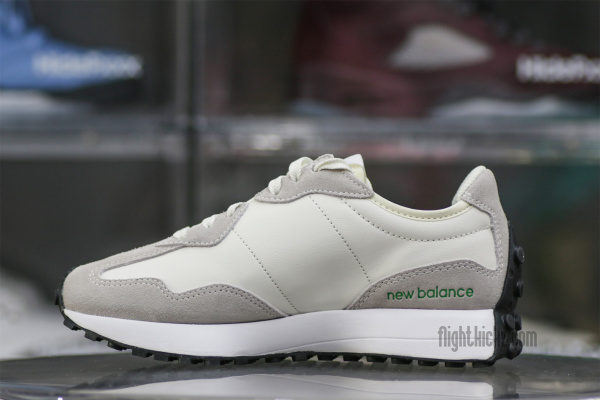 New Balance Wmns 327 Rain Cloud Varsity Green