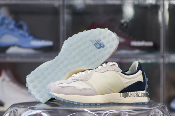New Balance  'Creamwhite'