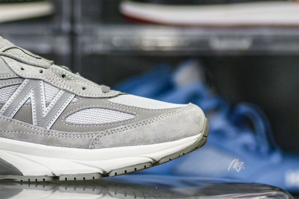 New Balance 990v6 MiUSA WTAPS