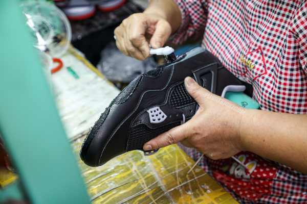 Air Jordan 4 Retro  Bred Reimagined  2024 （A1）