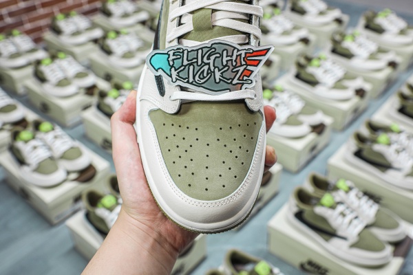 Travis Scott x Air Jordan 1 Low Golf Neutral  Olive（A1）