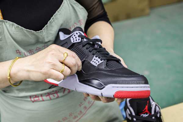 Air Jordan 4 Retro  Bred Reimagined  2024 （A1）