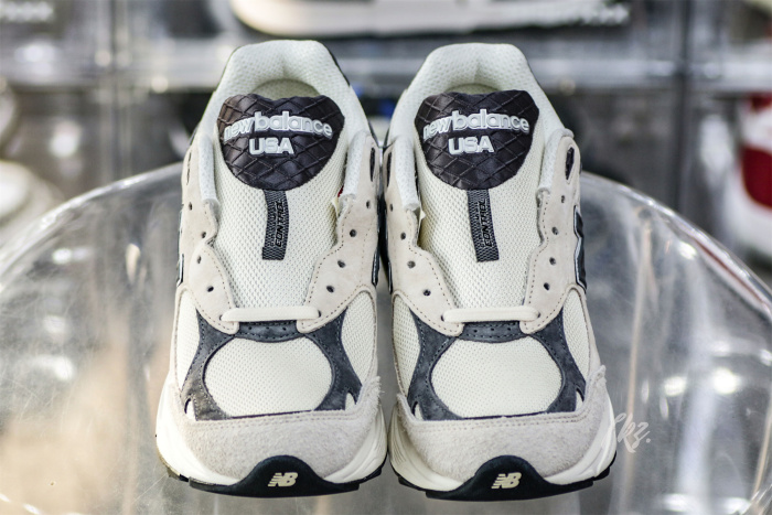 New Balance Teddy Santis 990 V3  Moonbeam