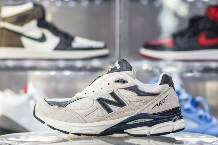 New Balance Teddy Santis 990 V3  Moonbeam