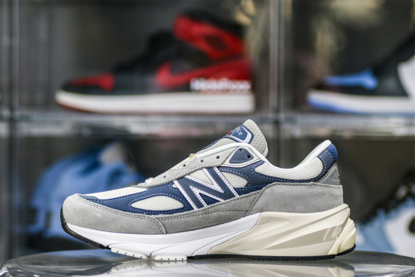 990 V 6 Made In USA Grey Day 2023
