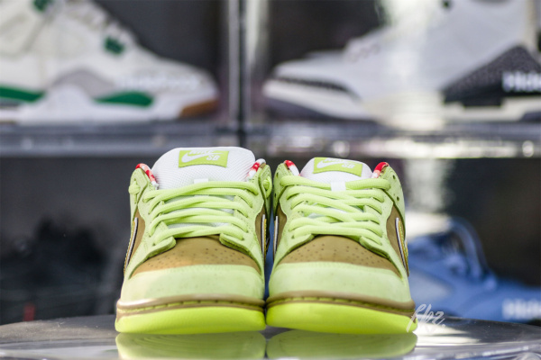 Nike SB Dunk Low Dunk Lobster Green Brown 