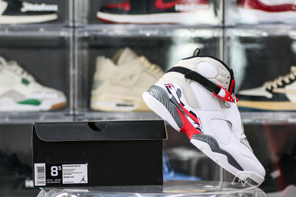 Air Jordan 8 Retro 'Bugs Bunny' 2013