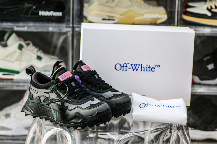 Off-White Odsy-1000 tech low top sneakers