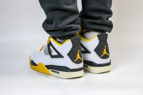Air Jordan 4 “Vivid Sulfur” 2024（A1）
