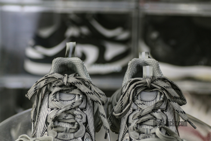 Balenciag*  3XL Sneaker 'Worn‑Out ‑ Gray' 