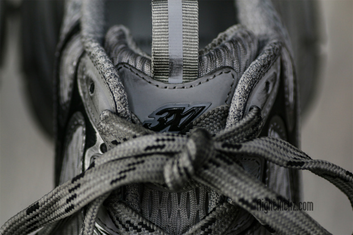 Balenciag*  3XL Sneaker 'Worn‑Out ‑ Gray' 