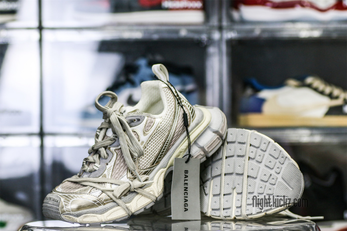 Balenciag*  3XL Sneaker 'Worn‑Out ‑ Light Beige' 