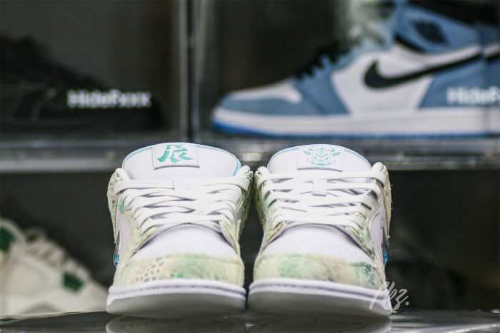 Nike Dunk Low Steam Puppet  GNY 2024