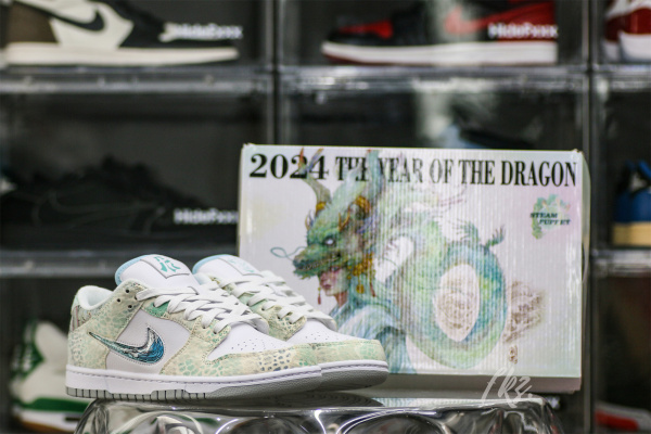 Nike Dunk Low Steam Puppet  GNY 2024