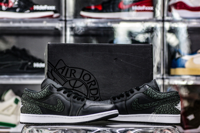 Air Jordan 1 Low SE Black Elephant