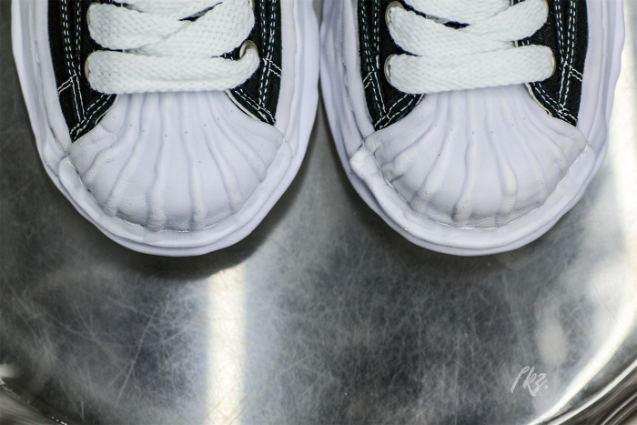 MaisOn Margiel@ Yasuhir0 Blakey OG Sole Canvas Low Black No Logo sneakers