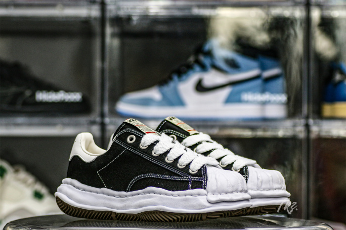 MaisOn Margiel@ Yasuhir0 Blakey OG Sole Canvas Low Black No Logo sneakers