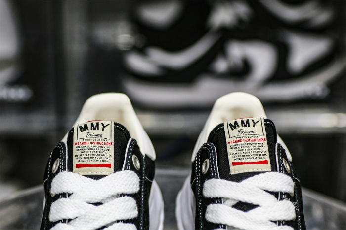MaisOn Margiel@ Yasuhir0 Blakey OG Sole Canvas Low Black No Logo sneakers