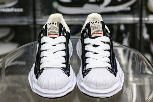 Maison Margiela Yasuhir0 Blakey OG Sole Canvas Low Black No Logo sneakers