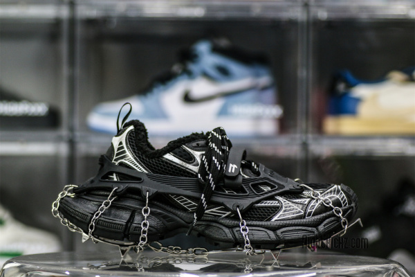 Balenciag* 3XL Ski Sneaker in Black ((Removable footwear chains) ) 