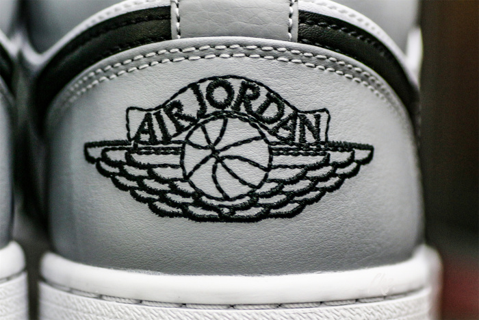 Air Jordan 1 Low Shadow Toe