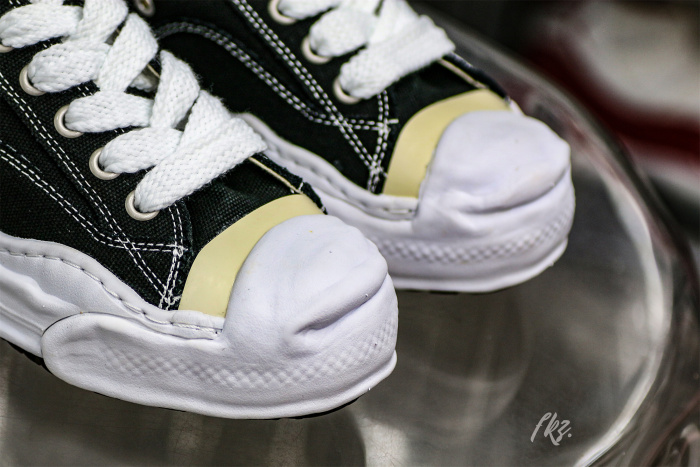 MaisOn Margiel@ Yasuhir0 Hank low-top Black sneakers