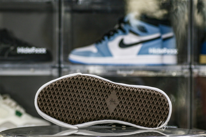 MaisOn Margiel@ Yasuhir0 Hank low-top Black sneakers