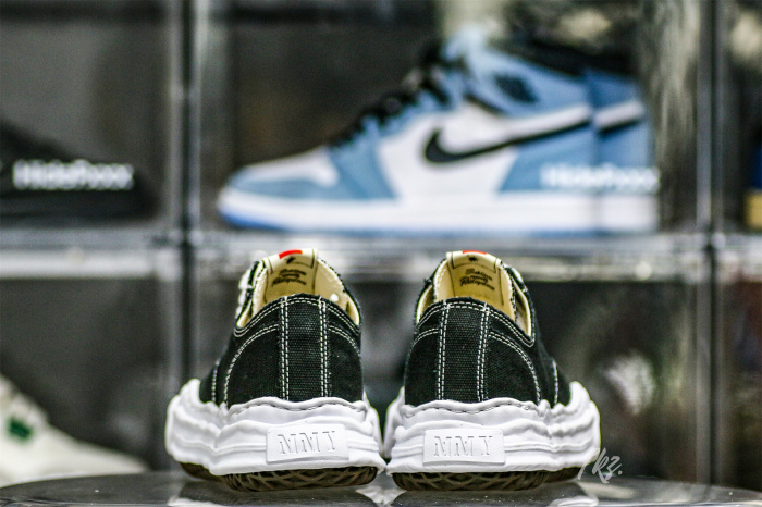 MaisOn Margiel@ Yasuhir0 Hank low-top Black sneakers