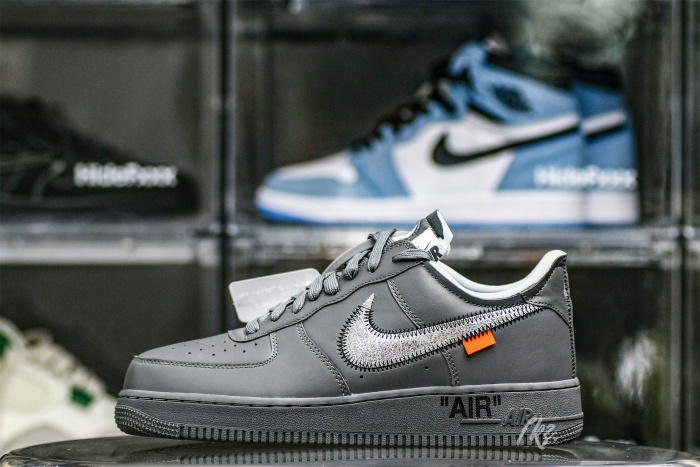 Off-White x Nike Air Force 1 Low Ghost Grey