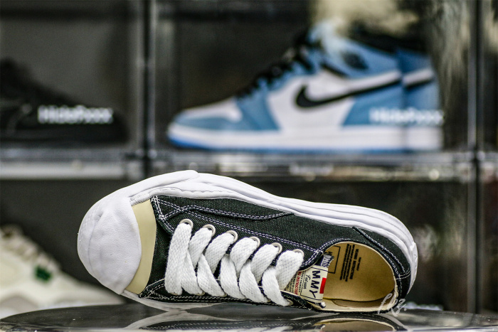 MaisOn Margiel@ Yasuhir0 Hank low-top Black sneakers