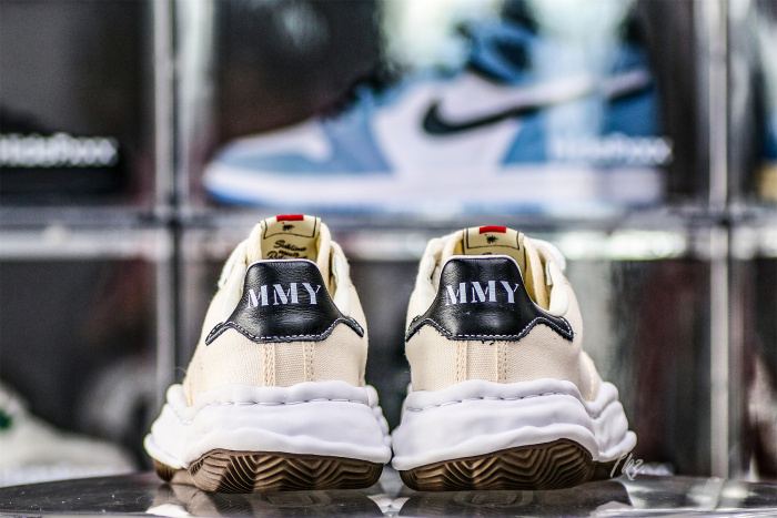 MaisOn Margiel@ Yasuhir0 OG Sole Shellcap Canvas Low-top Sneakers