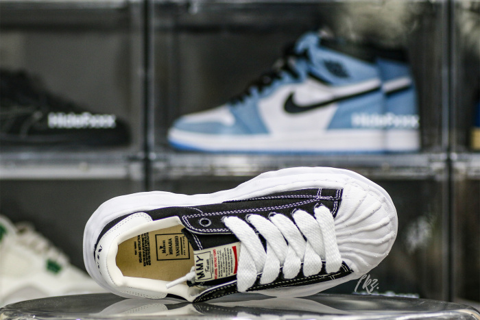 MaisOn Margiel@ Yasuhir0 Blakey low-top sneakers