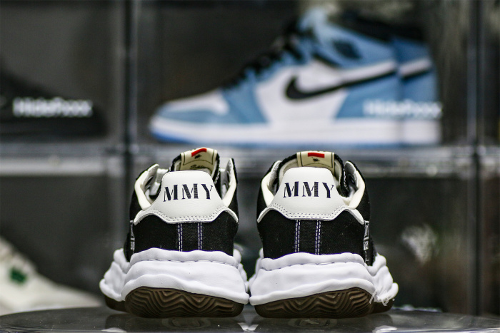 MaisOn Margiel@ Yasuhir0 Blakey low-top sneakers