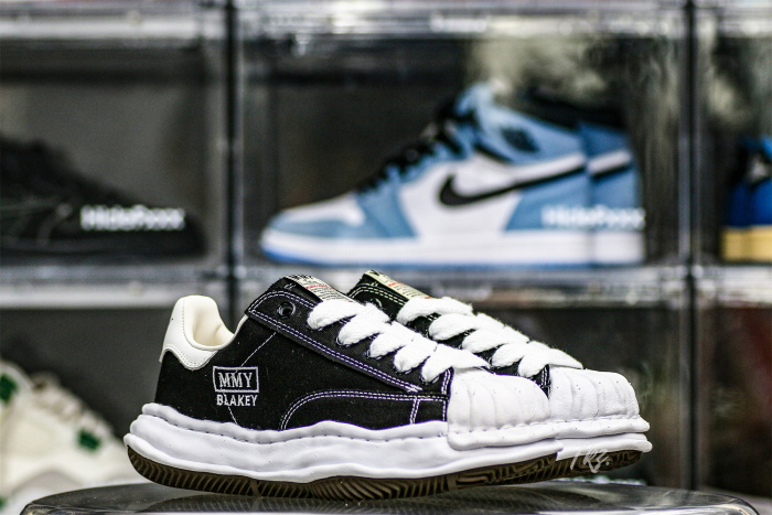 MaisOn Margiel@ Yasuhir0 Blakey low-top sneakers