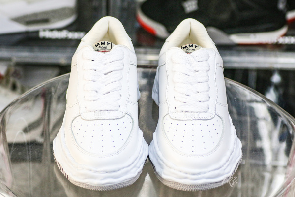 Maison Margiela Yasuhir0 perforated-detail low-top sneakers