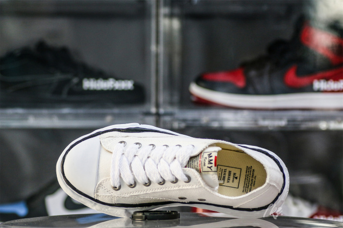 MaisOn Margiel@ Yasuhir0 Peterson 23 OG Sole sneakers