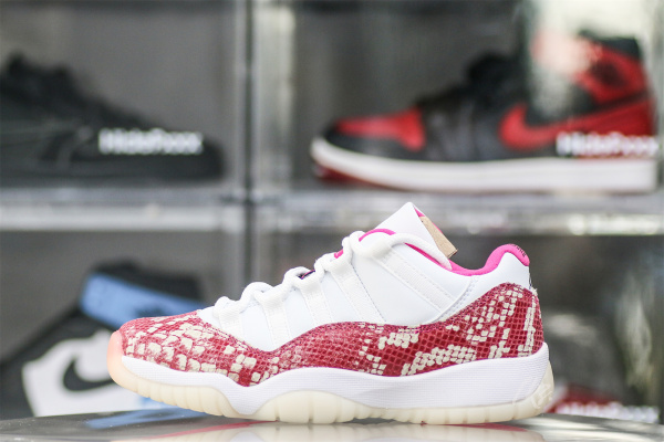 Air Jordan 11 Retro Low Pink Snakeskin (2019) (Women's)