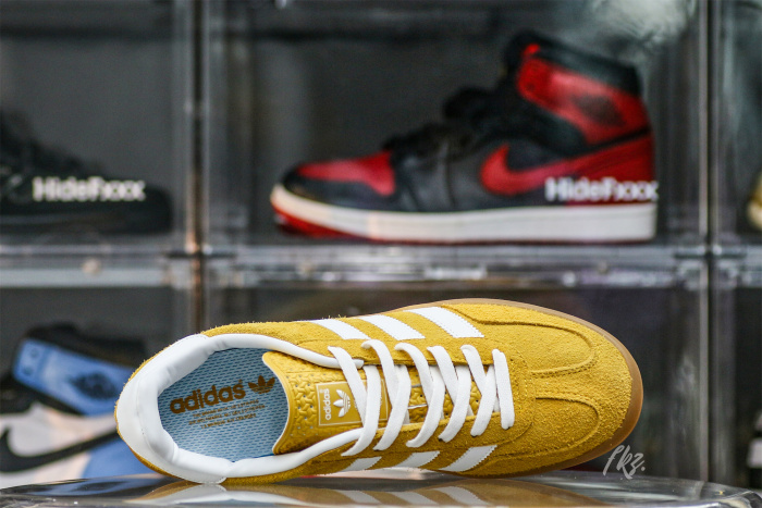 Adidas Gazelle Indoor Orange Peel White