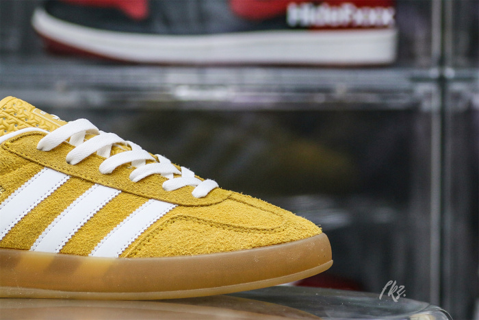 Adidas Gazelle Indoor Orange Peel White
