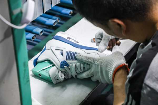 Air Jordan 4 “Military Blue  2024（A1）