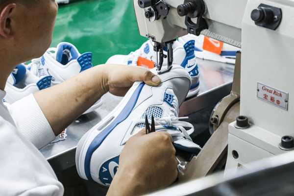 Air Jordan 4 “Military Blue  2024（A1）