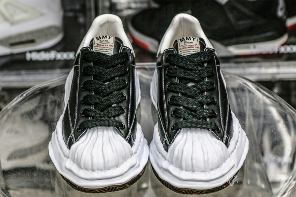 Maison Margiela Yasuhir0 Blakey logo-patch sneakers