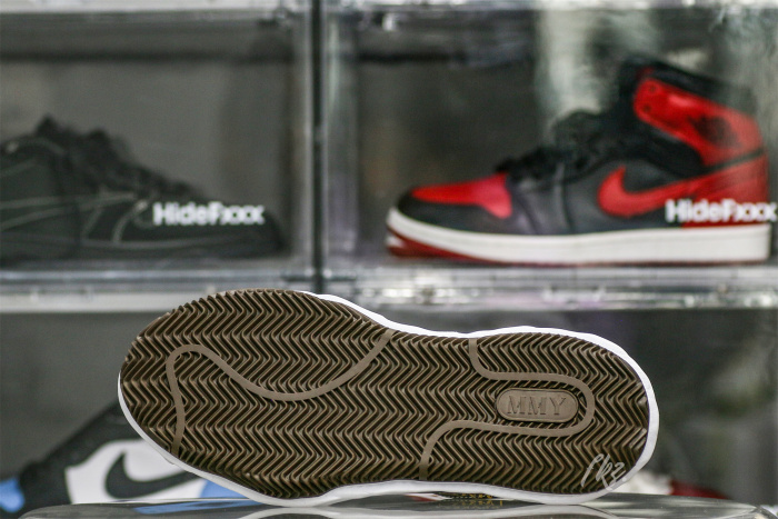 MaisOn Margiel@ Yasuhir0 Blakey logo-patch sneakers