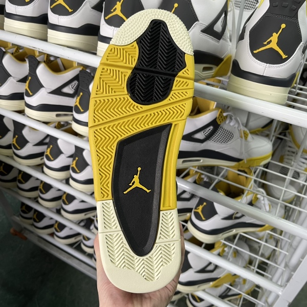 Air Jordan 4 “Vivid Sulfur” 2024（A1）