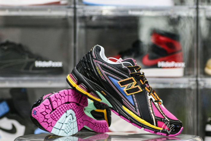 New Balance 1906R  Neon Night  2022