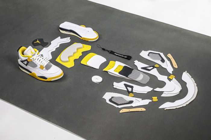 Air Jordan 4 “Vivid Sulfur” 2024（A1）