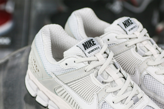 Nike Air Zoom Vomero 5 'Vast Grey'  2023