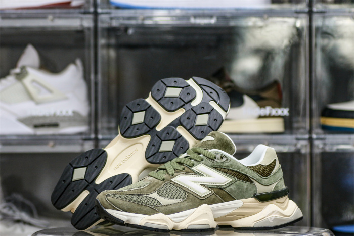 New Balance 9060 Dark Camo Sandstone